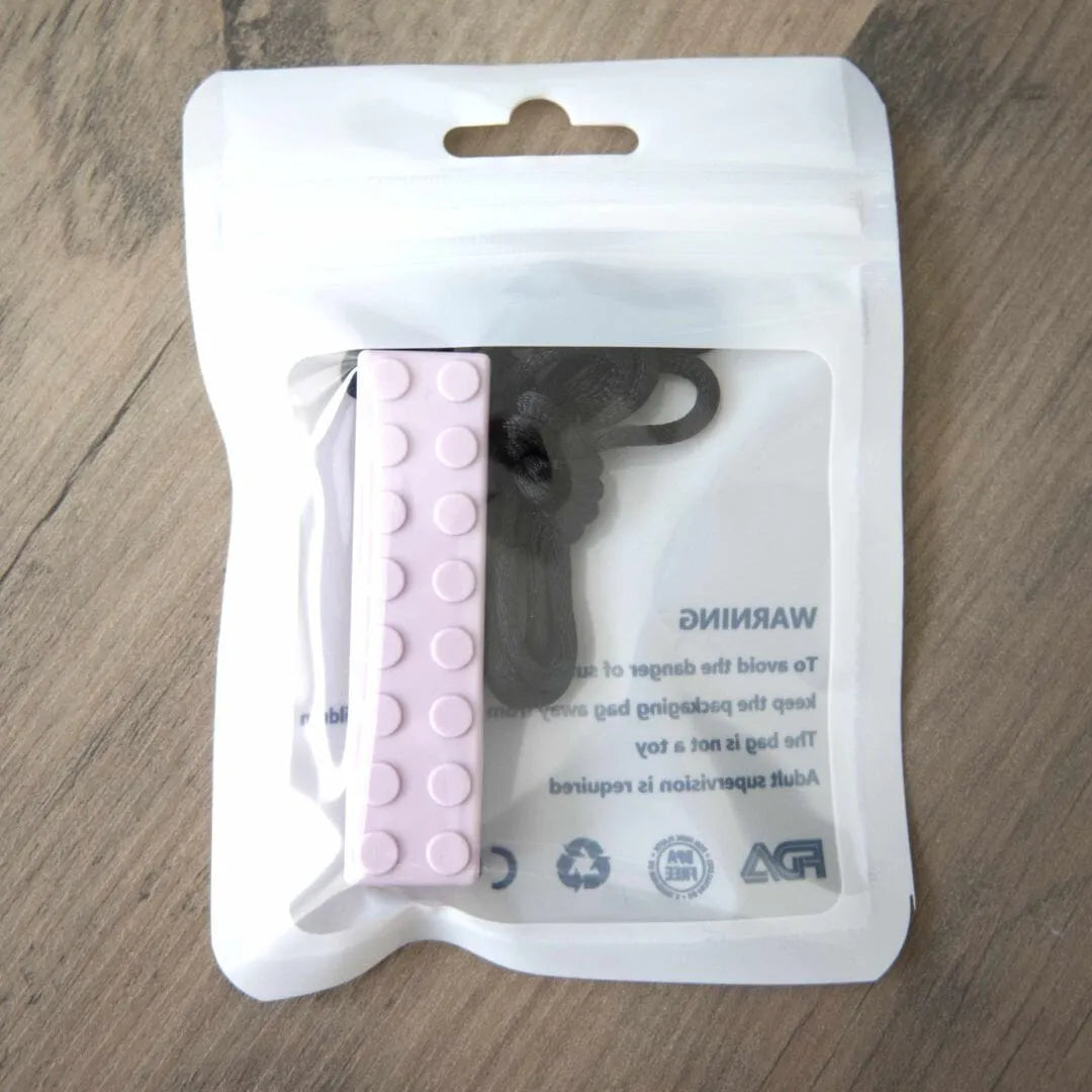 Block Pendant Chew Necklace Lavender