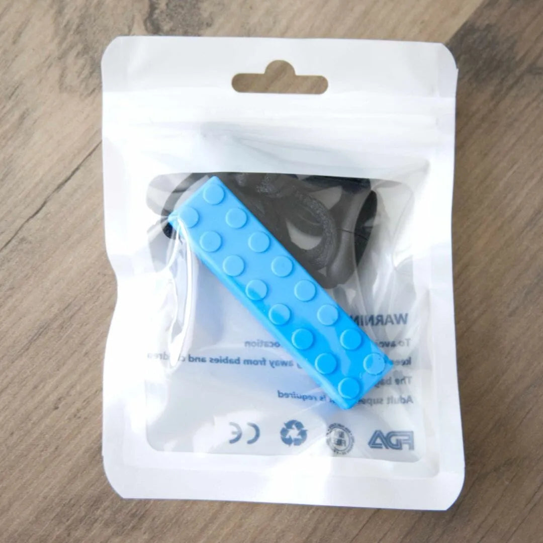 Block Pendant Chew Necklace Blue 