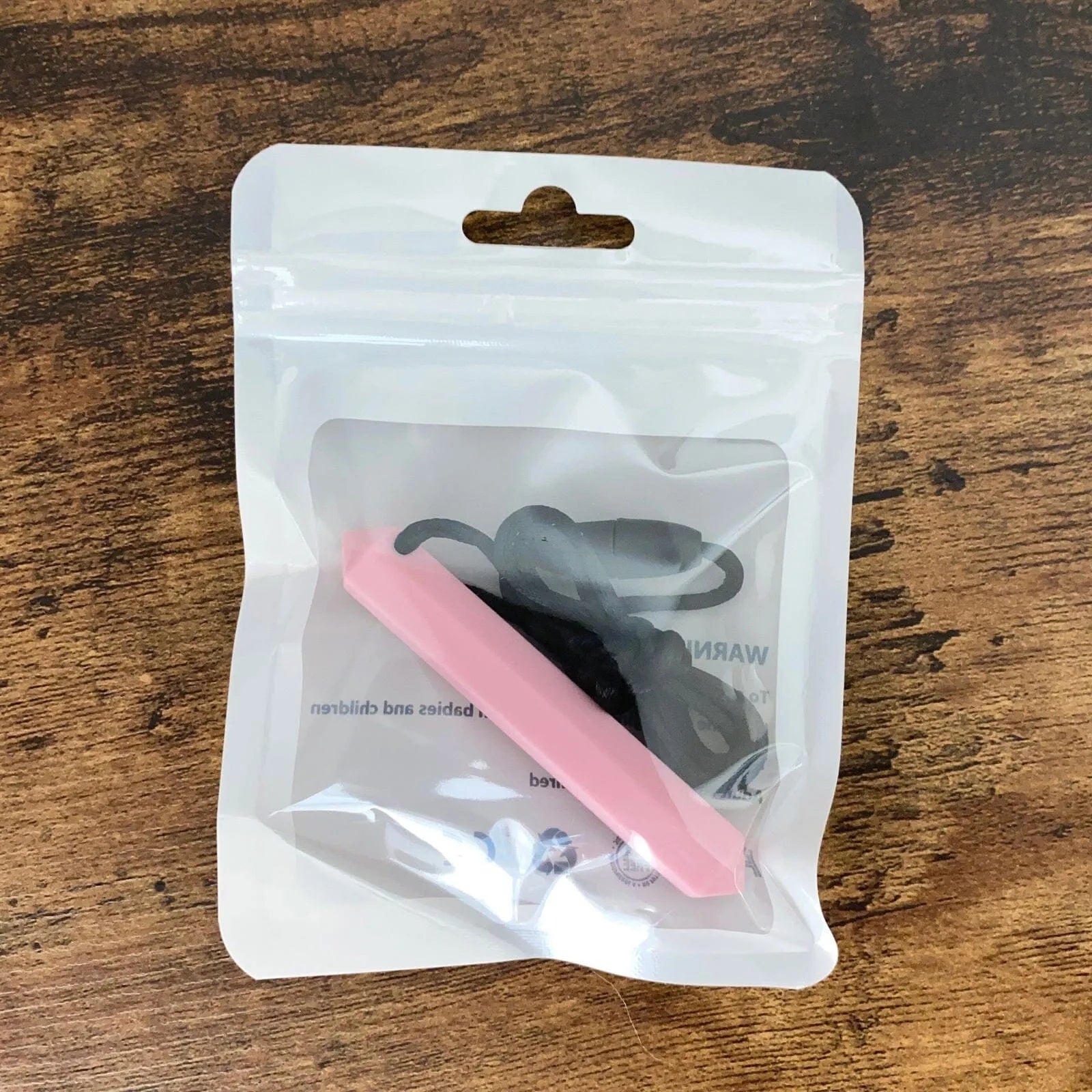 Prism Pendant Chew Necklace Pink 