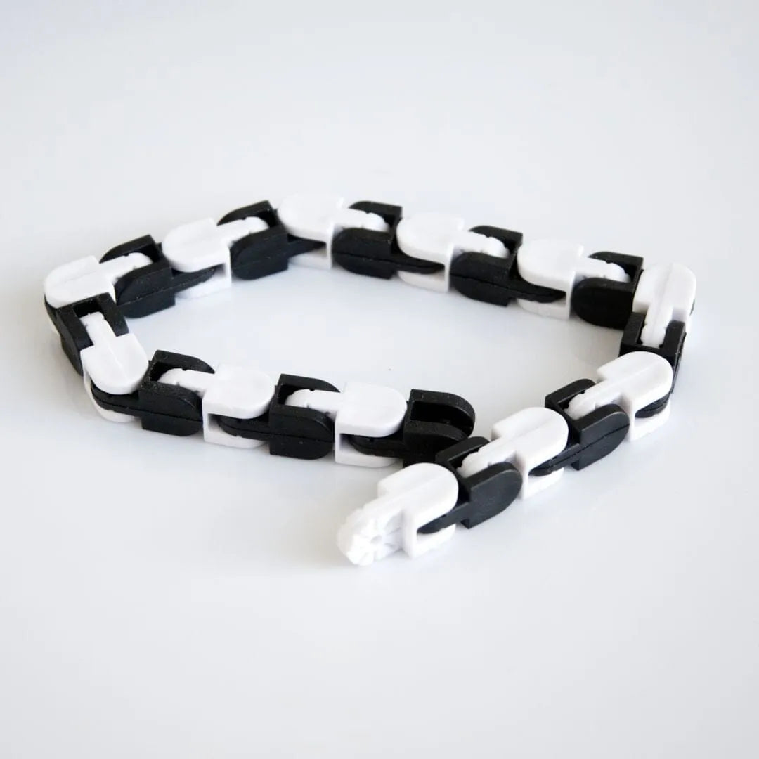 Snap and Click Fidget Toy Black & White 
