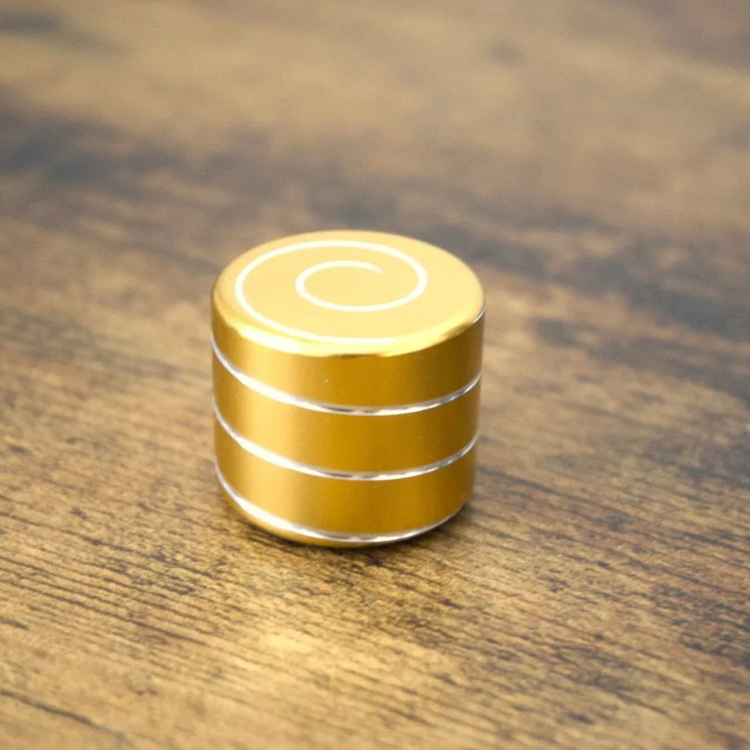 Waterfall Style Desk Spinner Gold 