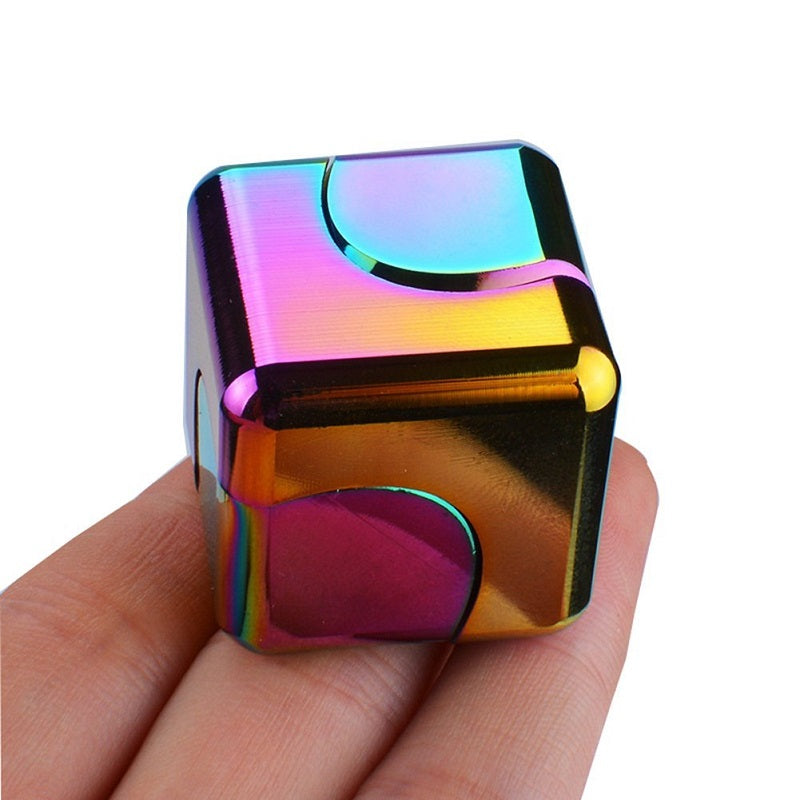 Fidget spinner and store fidget cube